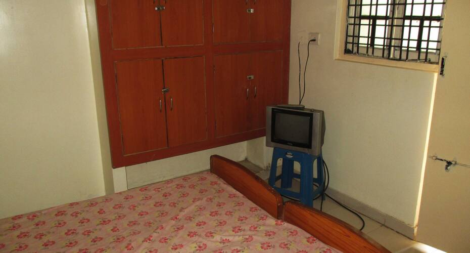 LG Madhapur Guest House, Hyderabad 4
